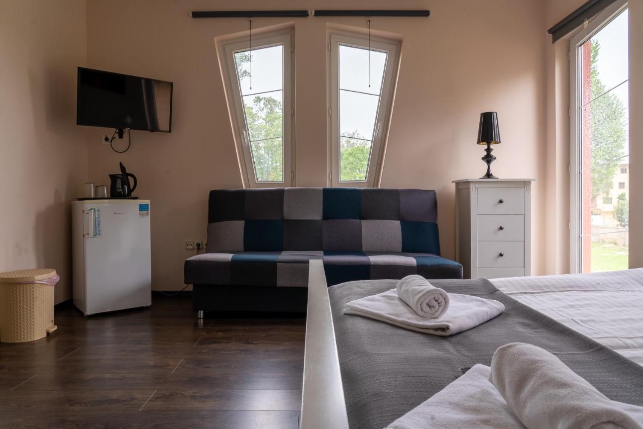 Accomo Apartmanhaz Сиофок Екстериор снимка