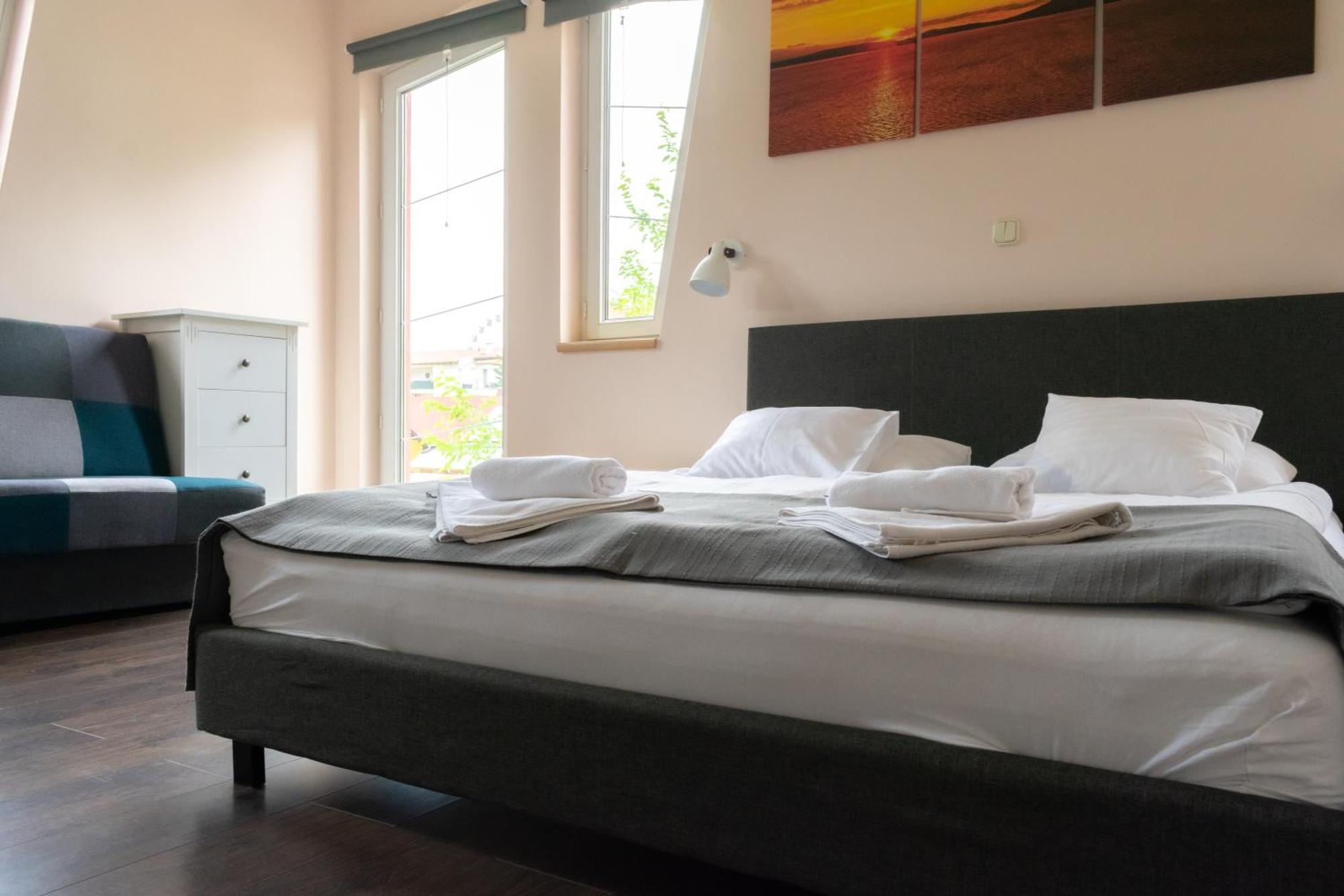 Accomo Apartmanhaz Сиофок Екстериор снимка