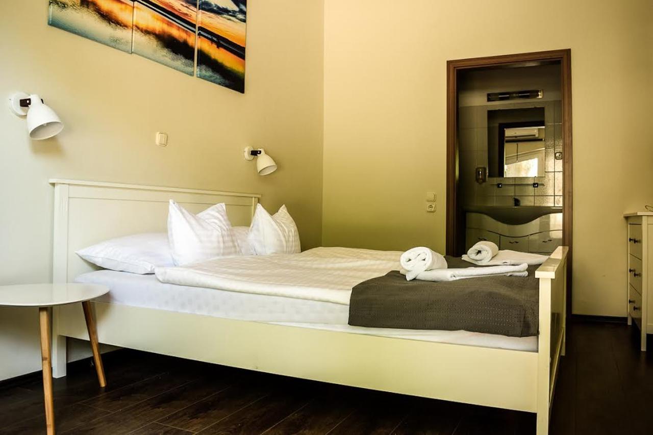 Accomo Apartmanhaz Сиофок Екстериор снимка